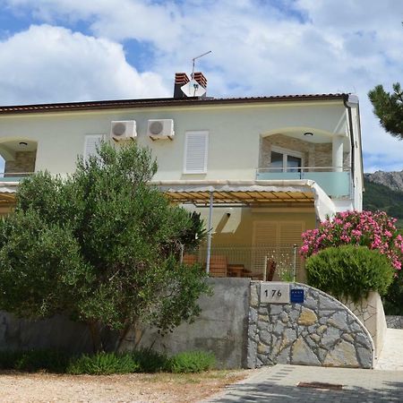 Apartments Buljan Baška Eksteriør billede