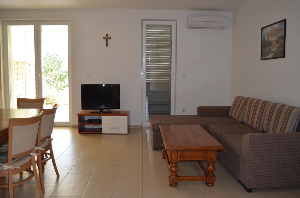Apartments Buljan Baška Værelse billede