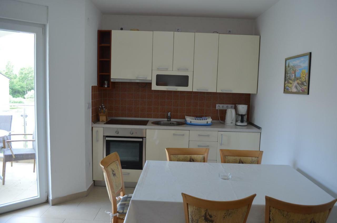 Apartments Buljan Baška Eksteriør billede
