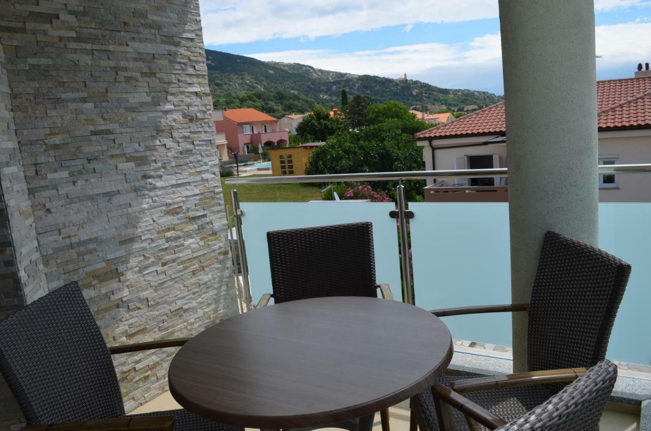 Apartments Buljan Baška Eksteriør billede